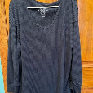 Women's Navy Long Sleeve Top